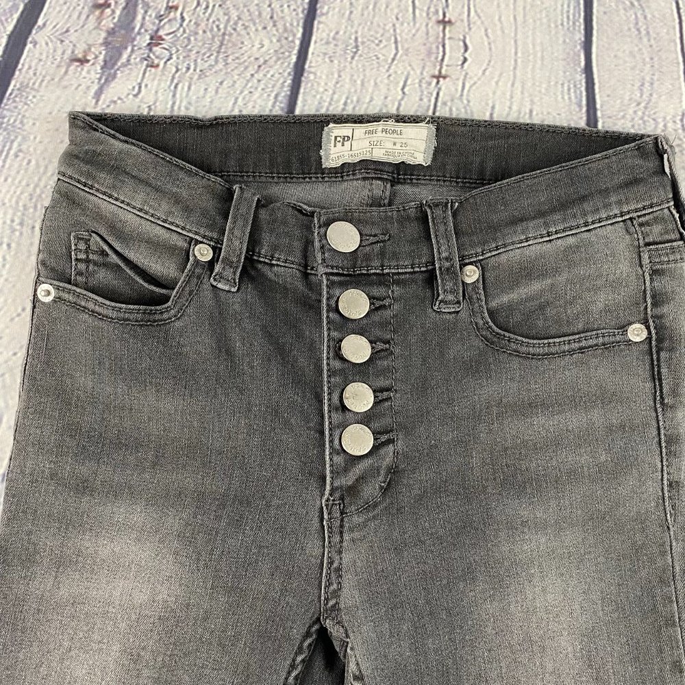 Free People Reagan Button Front Skinny Jeans - Picture 4 of 7